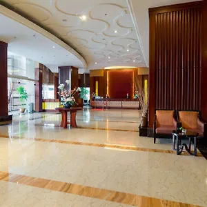 Western Hill 4*, Yangon Birmania